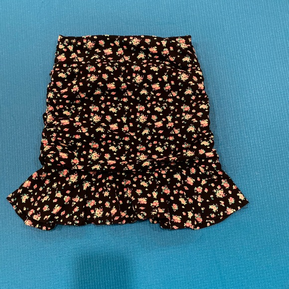 Katie J NYC Other - Katie J NYC girl’s floral skirt